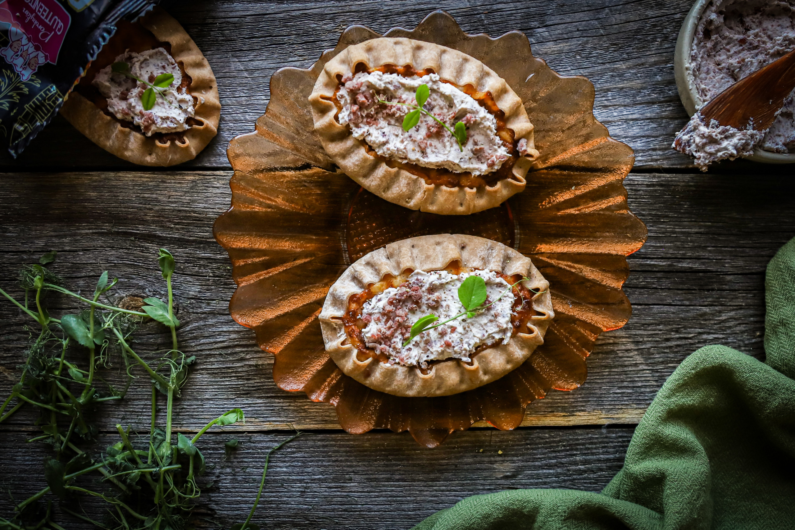 Gluteenittomat riisipiirakat & Porotuorejuusto