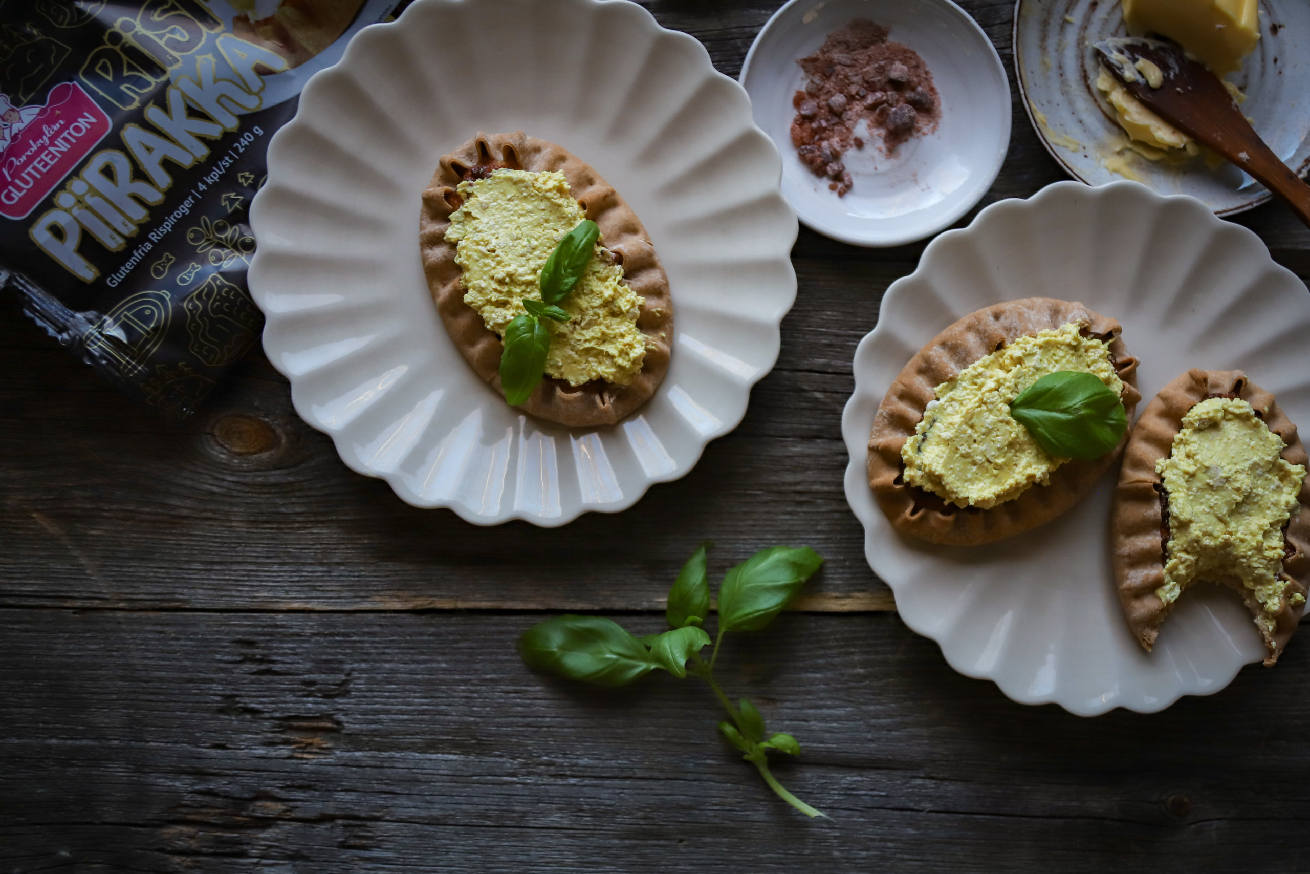 Gluteenittomat riisipiirakat & Tofuvoi