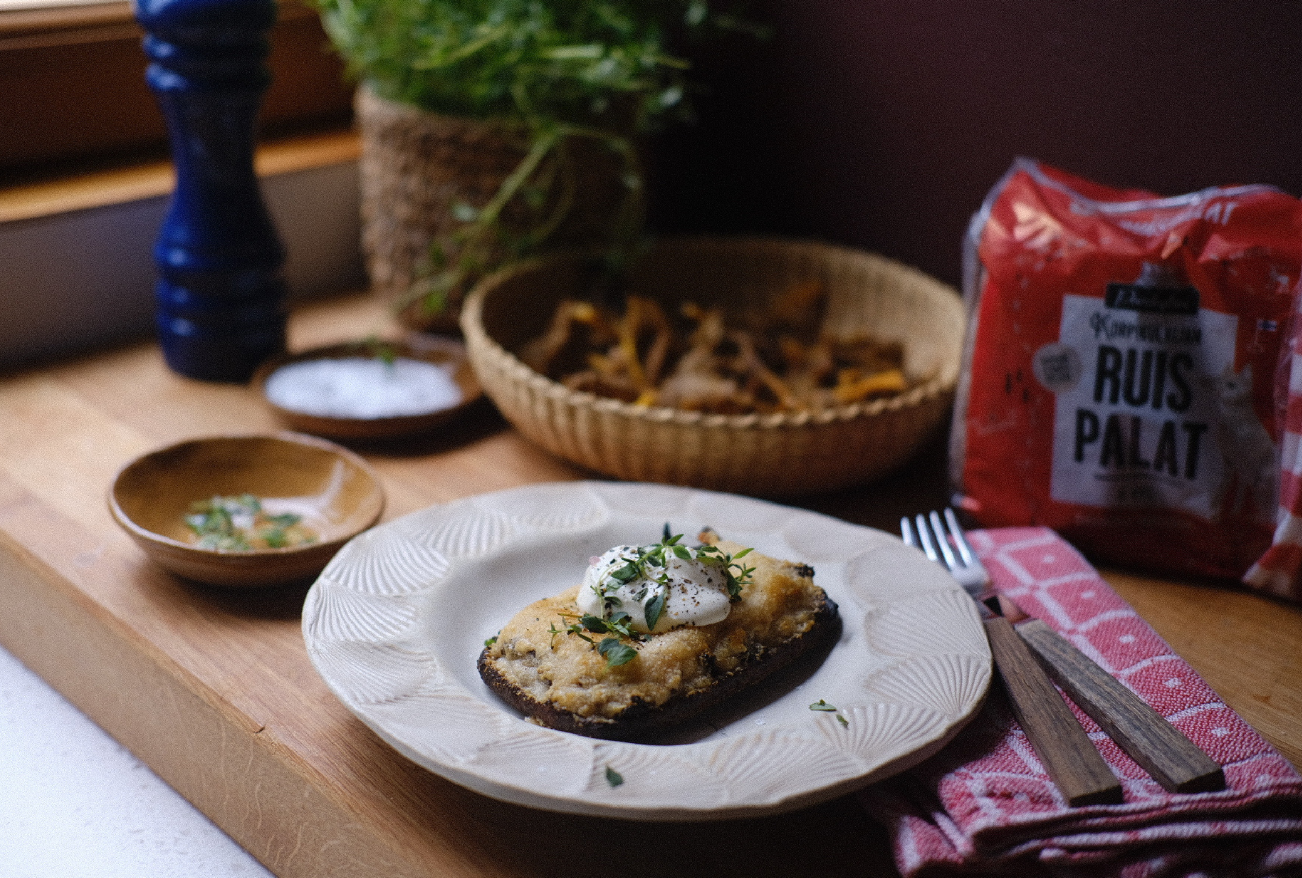 Gratinoidut suppilovahveroleivät kahdelle